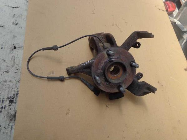 MOYEU DE ROUE AVANT DROIT FORD - Vue 1